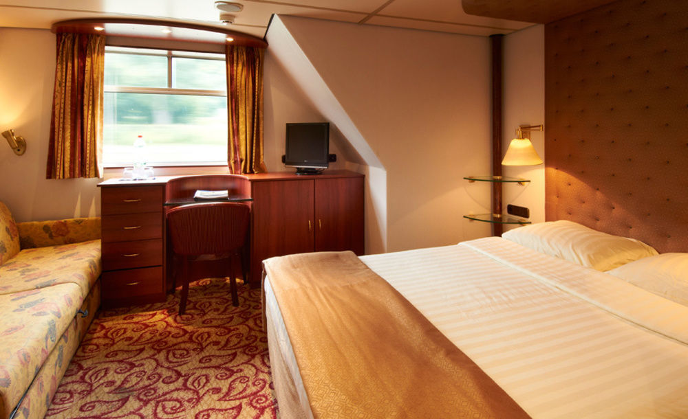 Knm Ms Switzerland I - Dusseldorf Hotell Exteriör bild