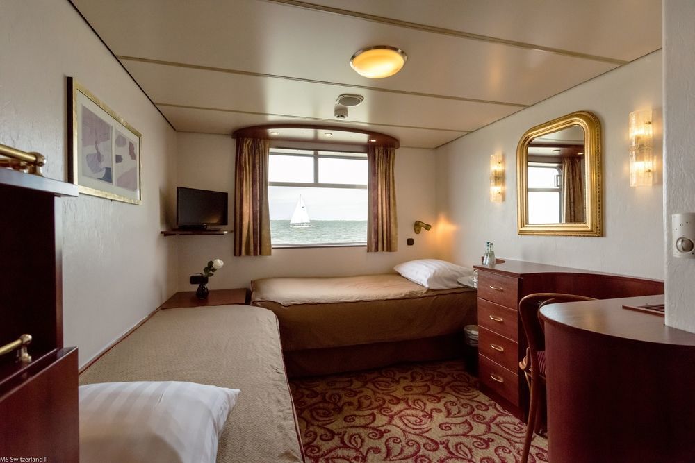 Knm Ms Switzerland I - Dusseldorf Hotell Exteriör bild
