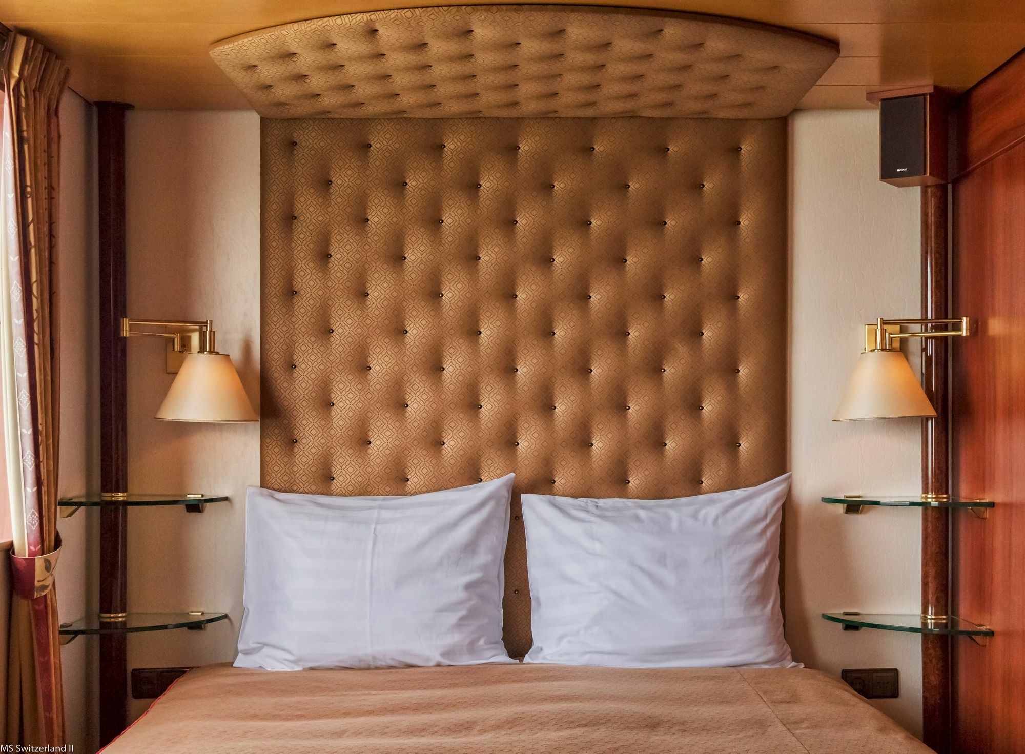 Knm Ms Switzerland I - Dusseldorf Hotell Exteriör bild